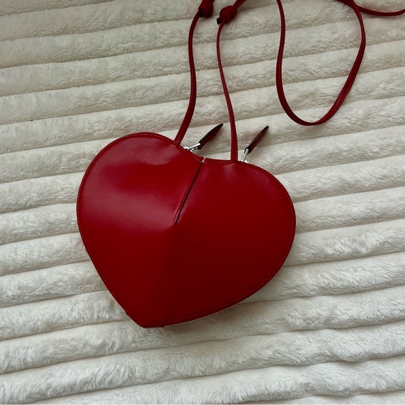 Alaïa Red Heart Crossbody Bag | Authentic NWOT - Picture 2 of 6